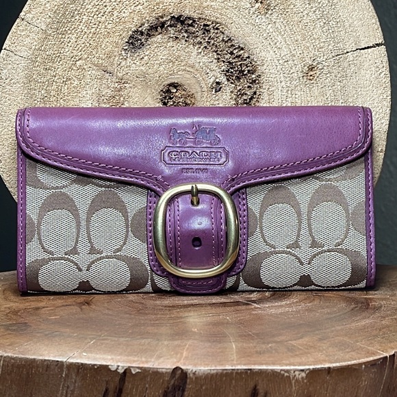 Coach Handbags - NWT Extremely Rare Vintage Coach Bleecker Signature Slim Envelope Wallet